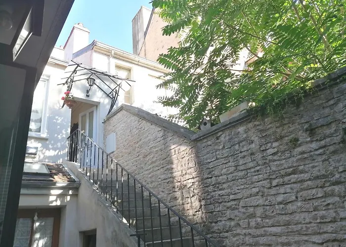 Hotels in Downtown Dijon