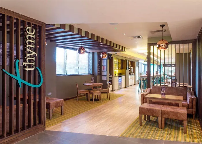 Hotels in Downtown Birkenhead