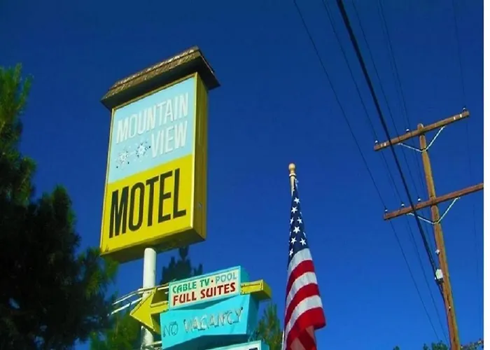 Hotels in Downtown Bishop