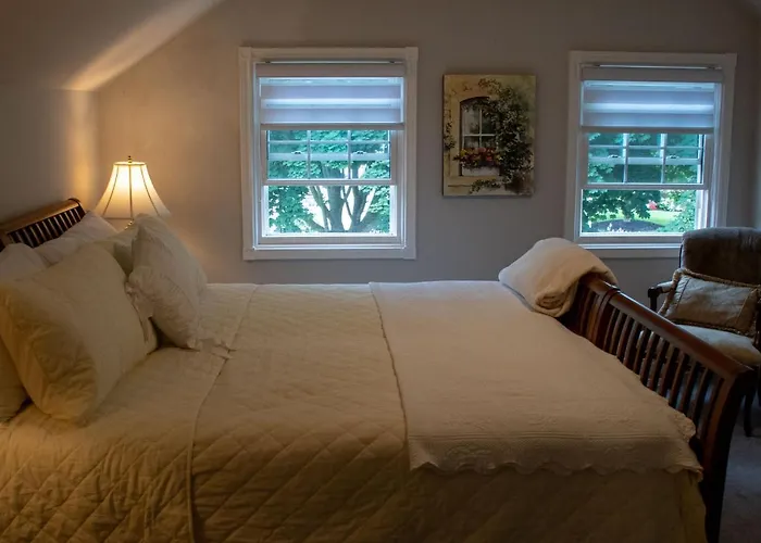 Hotels in Downtown Niagara-on-the-Lake