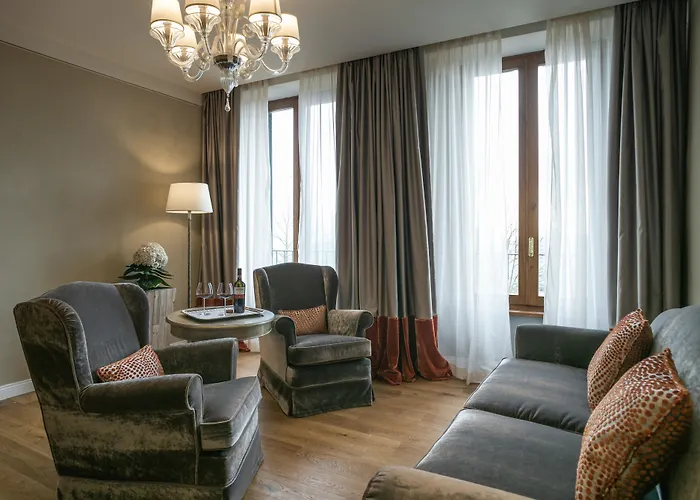 Hotels in Downtown Radda in Chianti