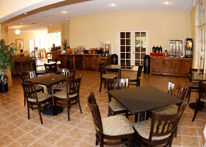 Hotels in Downtown Bakersfield