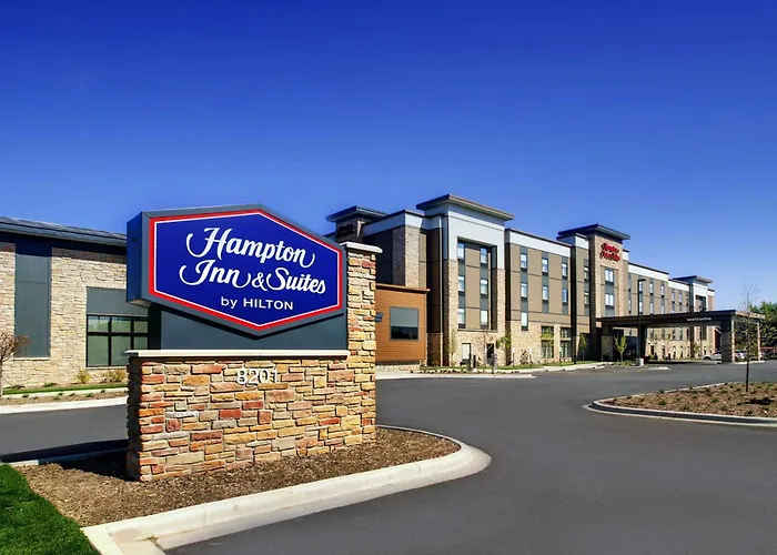 Hotels in Downtown West Allis