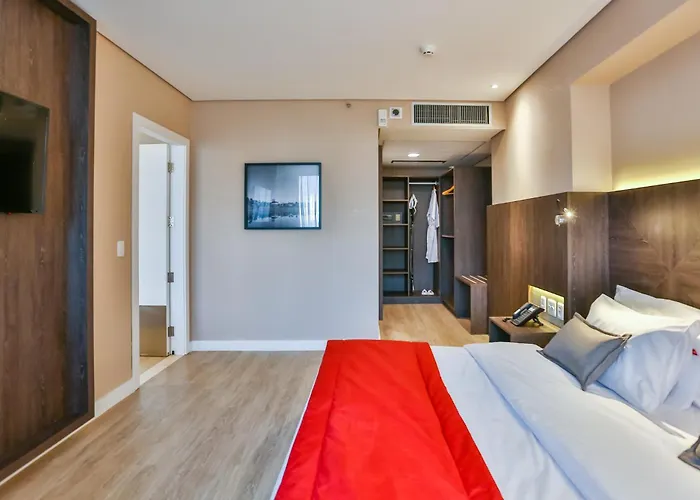 Hotels in Downtown Goiania