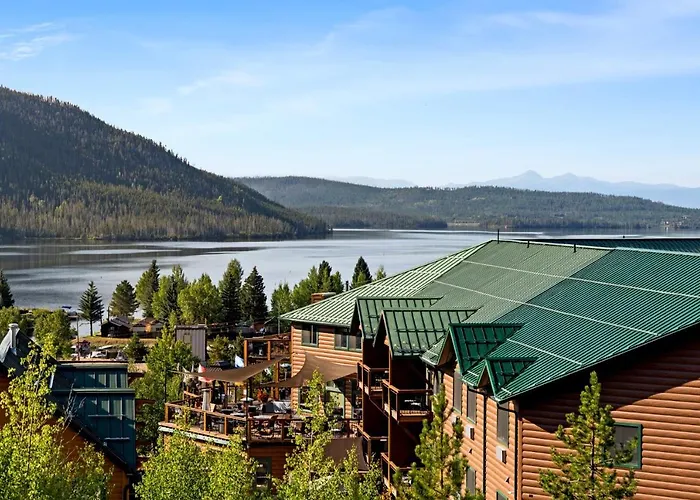 Hotels in Downtown Grand Lake