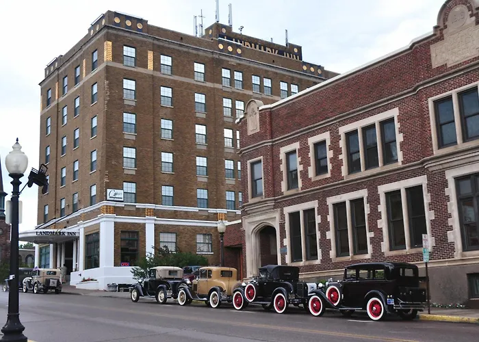 Hotels in Downtown Marquette