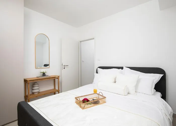 Hotels in Downtown Medulin