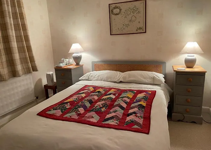 Hotels in Downtown Mildenhall