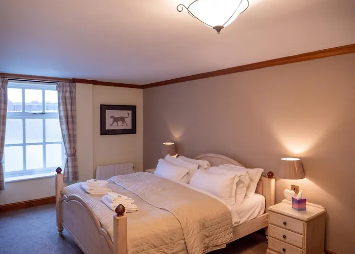 Hotels in Downtown Chichester