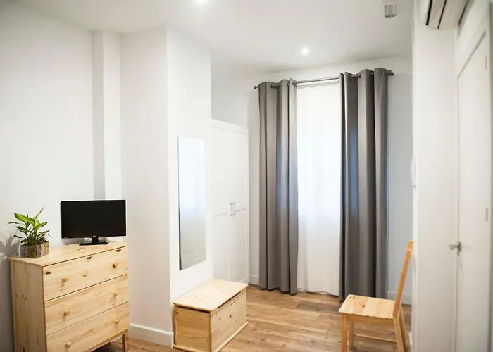 Hotels in Downtown Alicante