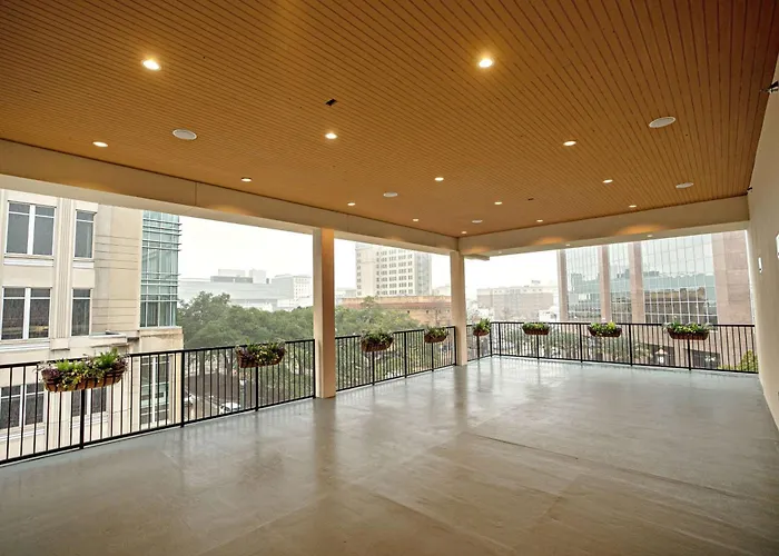 Hotels in Downtown Baton Rouge