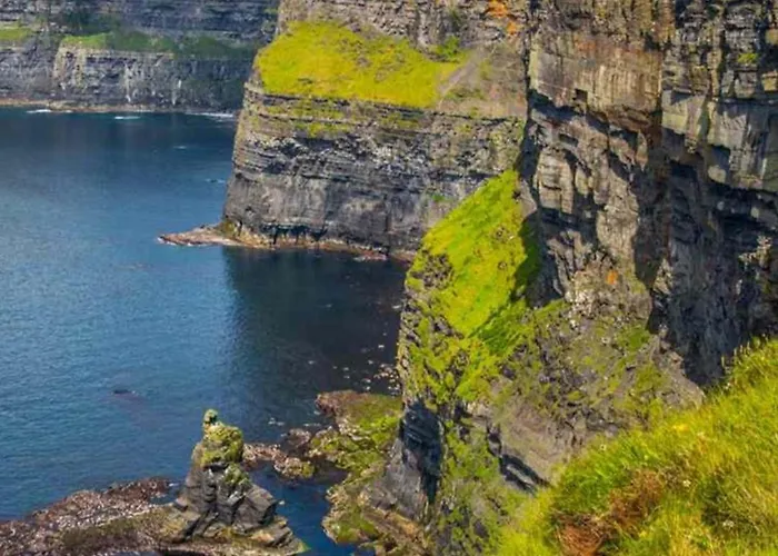 Hotels in Downtown Doolin