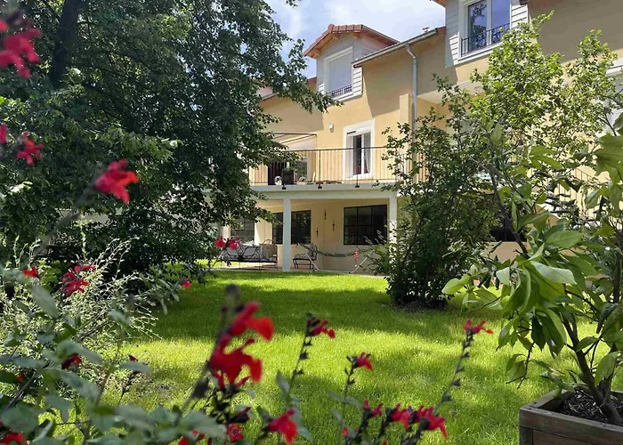 Hotels in Downtown Le Puy-en-Velay