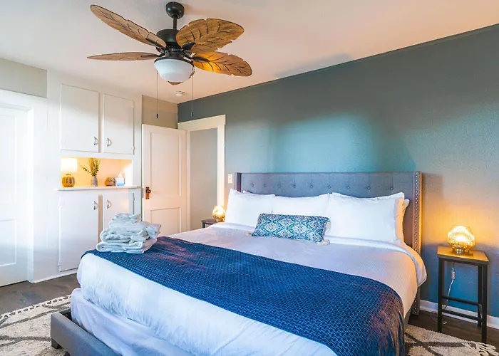 Hotels in Downtown Mount Dora