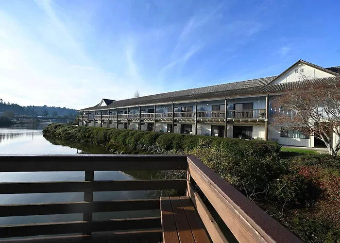 Hotels in Downtown Coos Bay