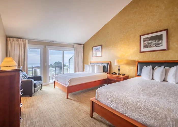 Hotels in Downtown Gold Beach