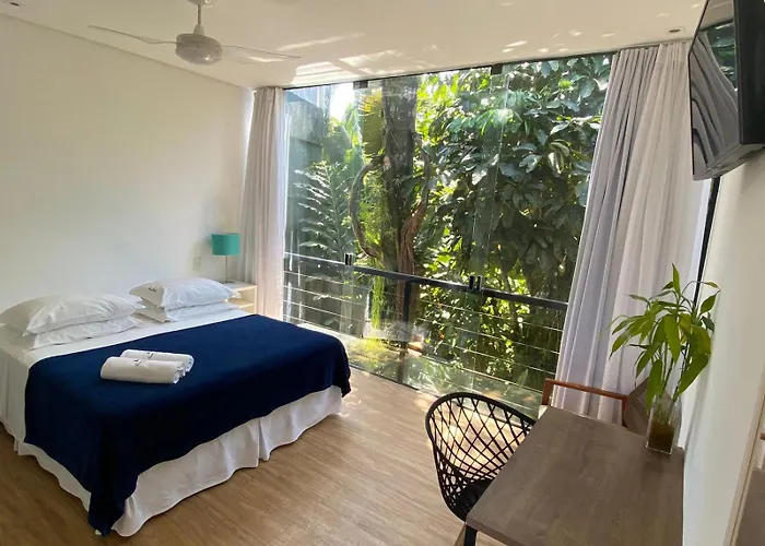 Hotels in Downtown Camburi (Sao Paulo)