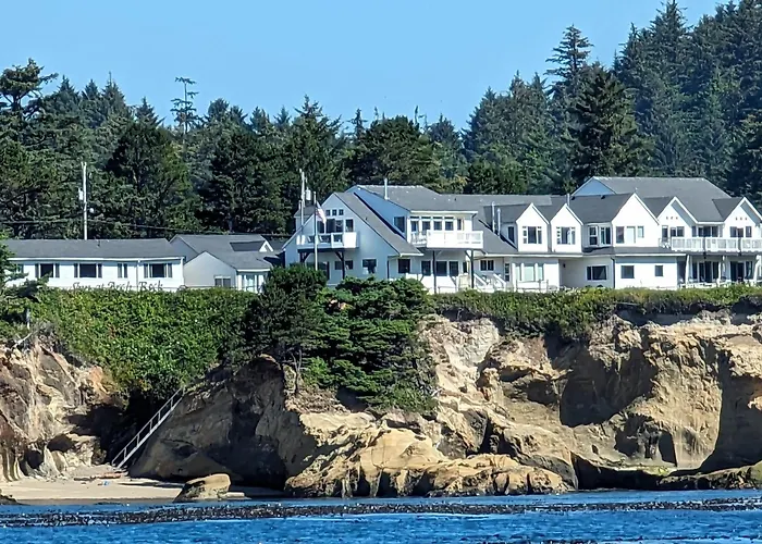 Hotels in Downtown Depoe Bay