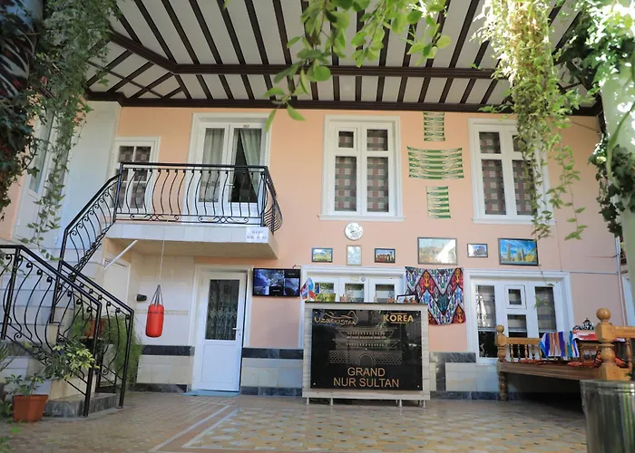 Hotels in Downtown Samarkand