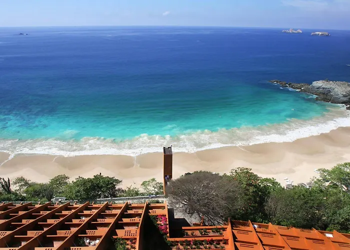 Hotels in Downtown Ixtapa (Guerrero)
