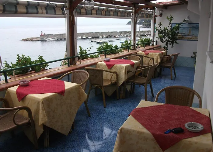 Hotels in Downtown Amalfi