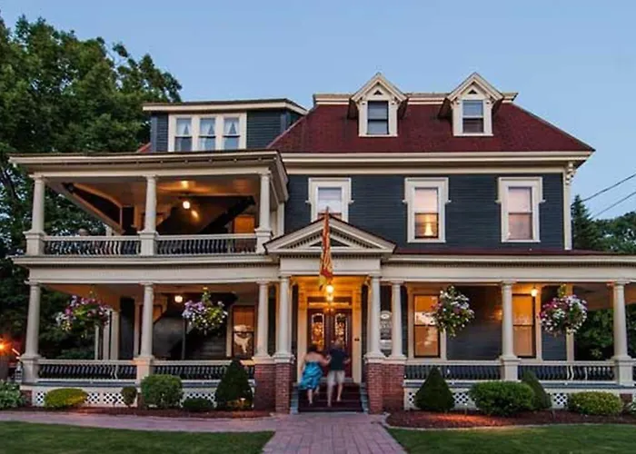 Hotels in Downtown Fredericton