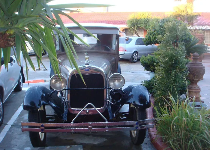 Hotels in Downtown Los Banos