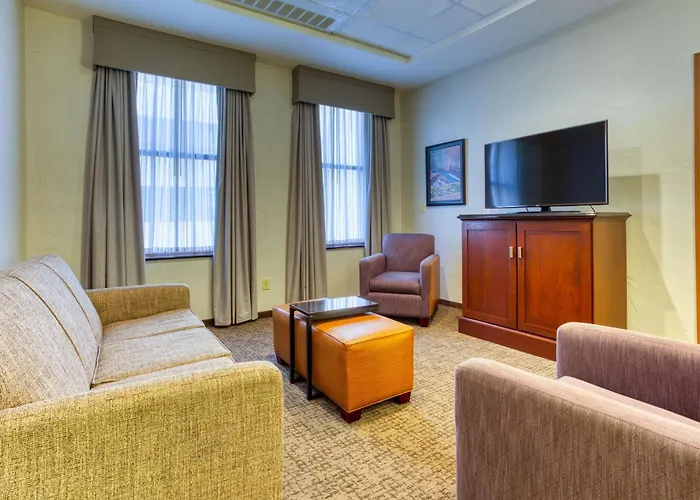 Hotels in Downtown San Antonio