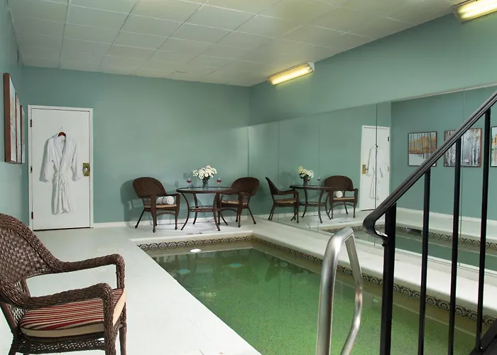 Hotels in Downtown Blowing Rock