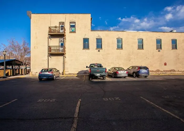 Hotels in Downtown Grand Junction