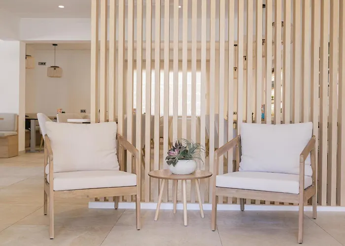 Hotels in Downtown Palma Nova (Mallorca)