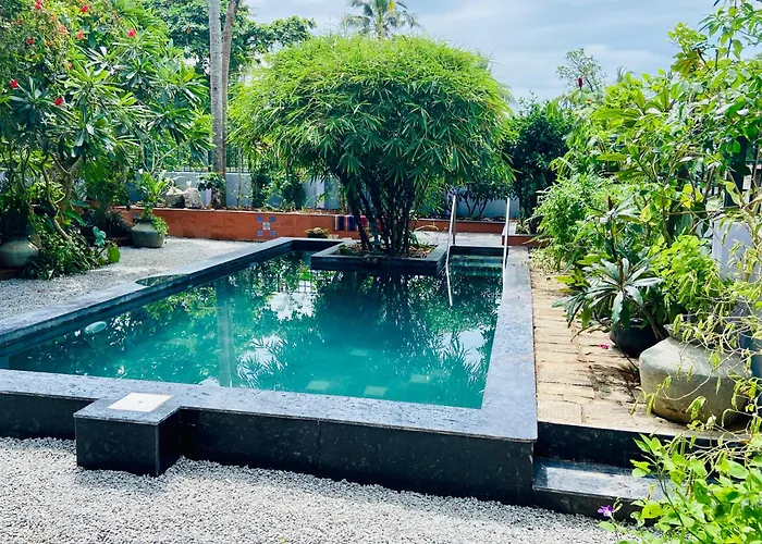 Hotels in Downtown Varkala
