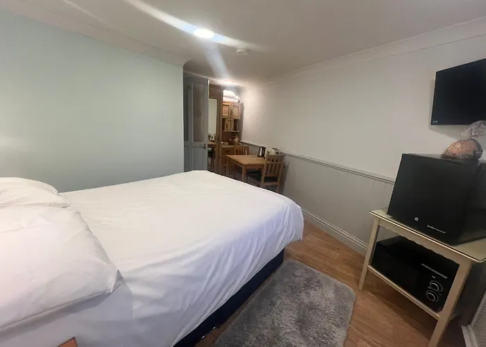 Hotels in Downtown Guildford