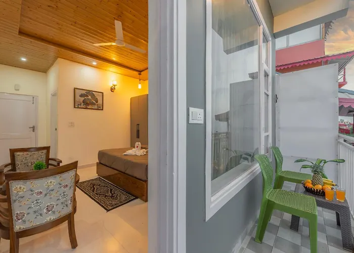 Hotels in Downtown Kasauli