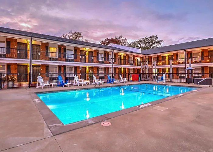 Hotels in Downtown Gainesville