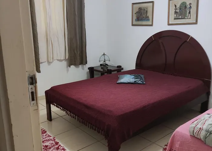 Hotels in Downtown Mairipora