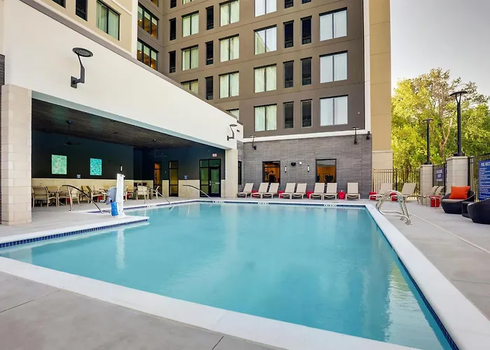 Hotels in Downtown North Charleston