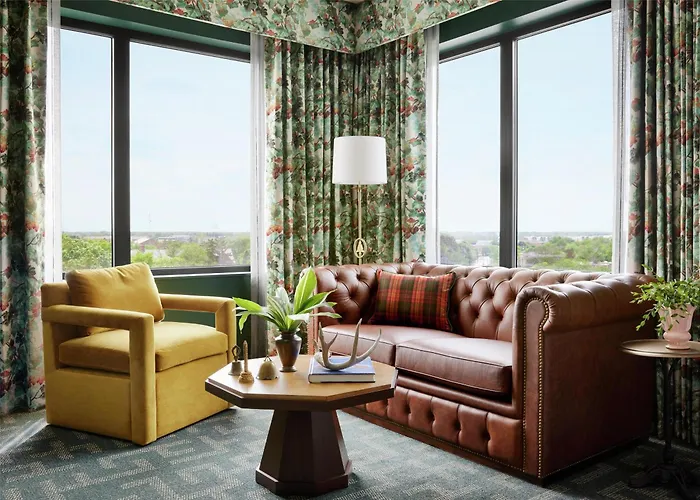 Hotels in Downtown East Lansing