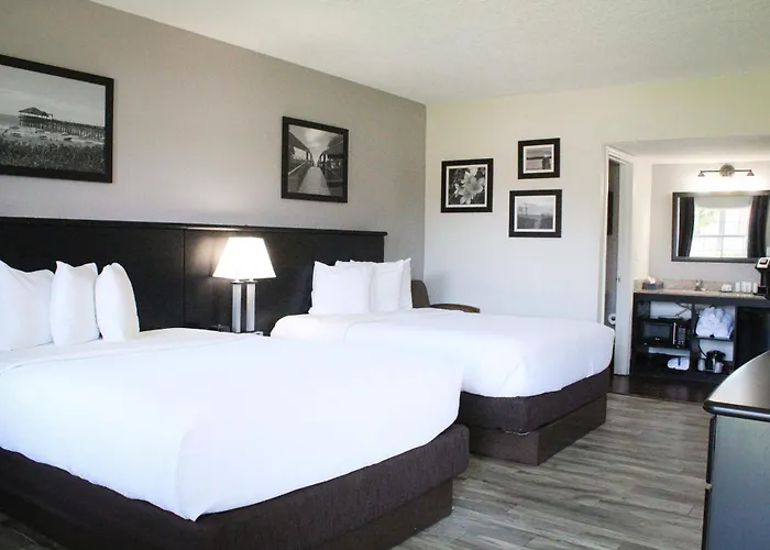 Hotels in Downtown Cocoa Beach