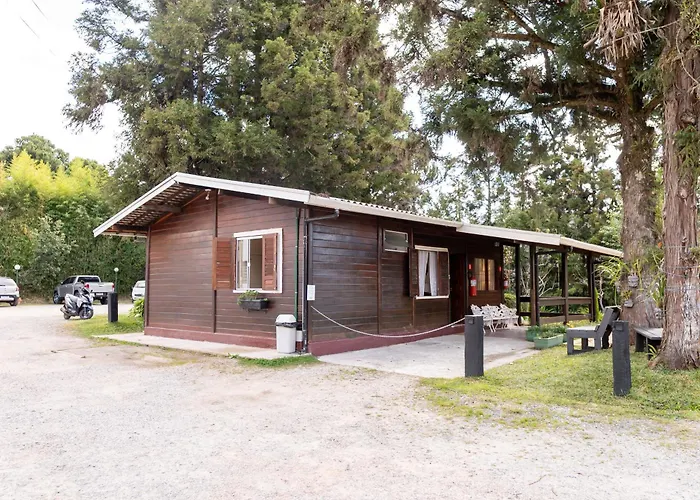Hotels in Downtown Campos do Jordao