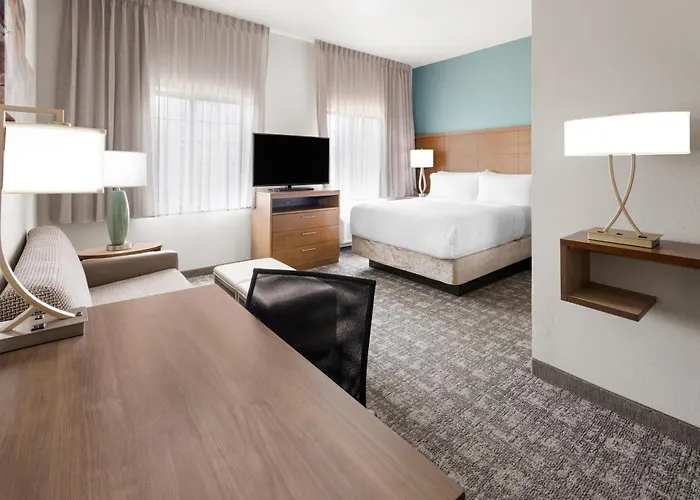 Hotels in Downtown Harrisburg