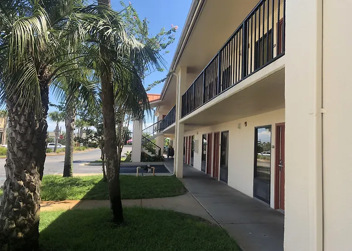 Hotels in Downtown Navarre