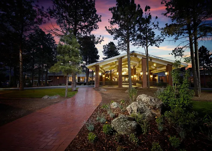 Hotels in Downtown Flagstaff