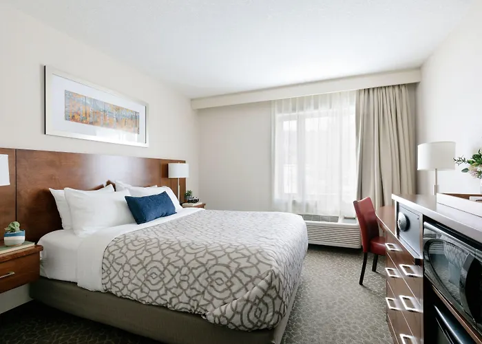 Hotels in Downtown Jasper