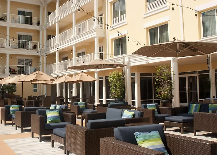 Hotels in Downtown Charleston