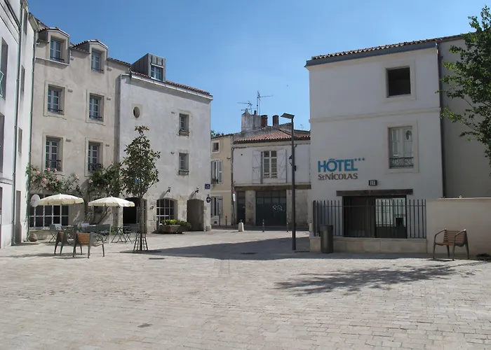 Hotels in Downtown La Rochelle (Charente-Maritime)