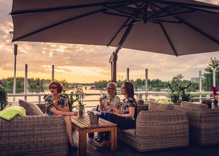 Hotels in Downtown Oulu