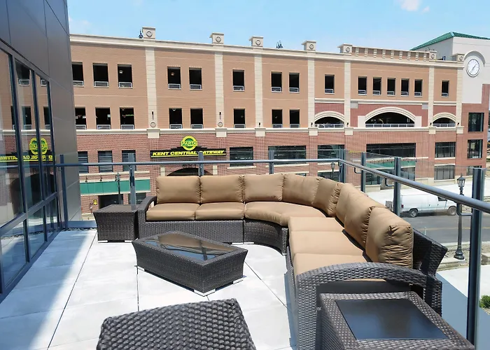 Hotels in Downtown Kent