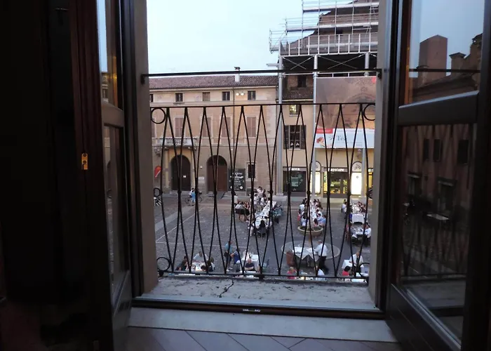 Hotels in Downtown Mantova