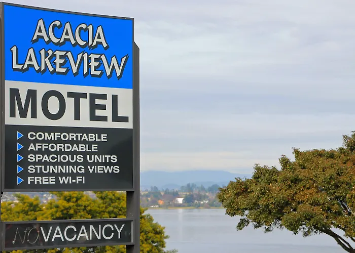 Hotels in Downtown Taupo
